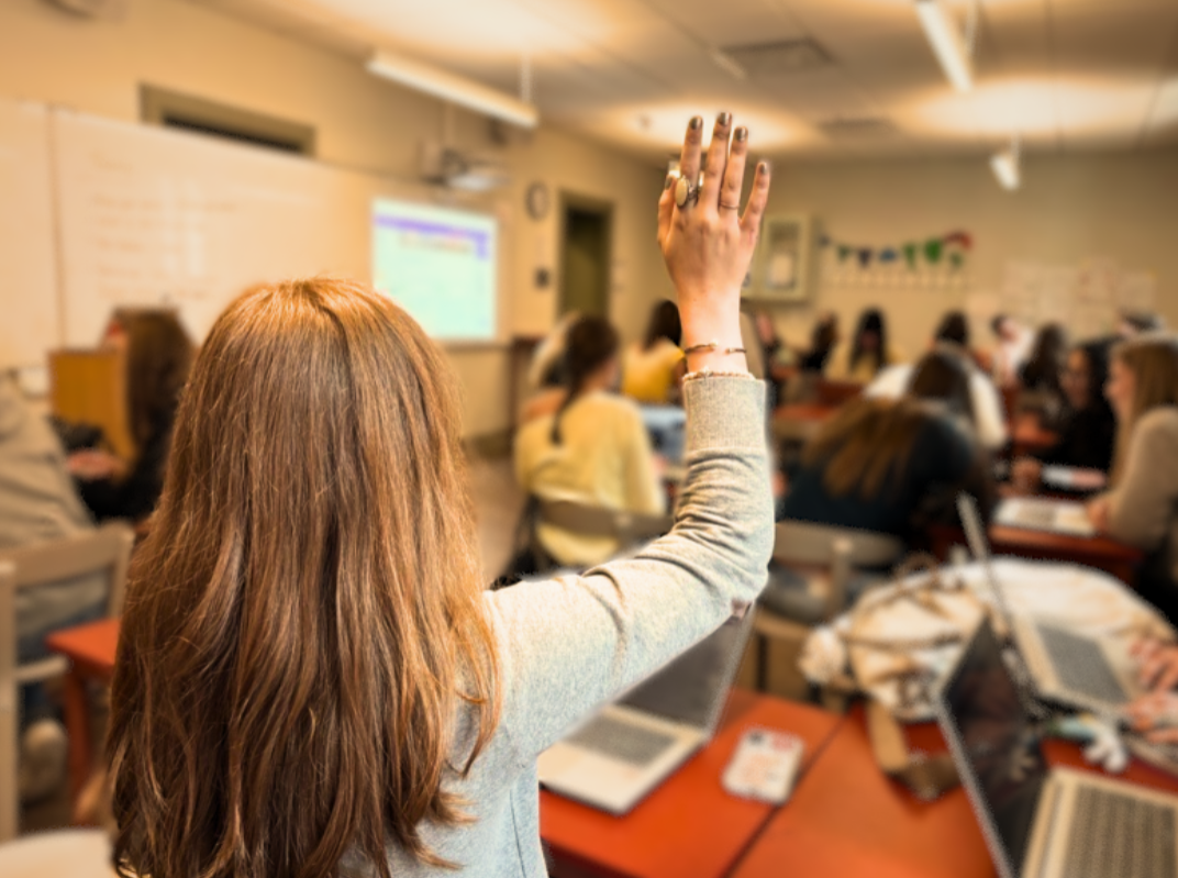 Exercising a few times every week can help students feel healthier, happier, and more focused in school. Photo: Elsa