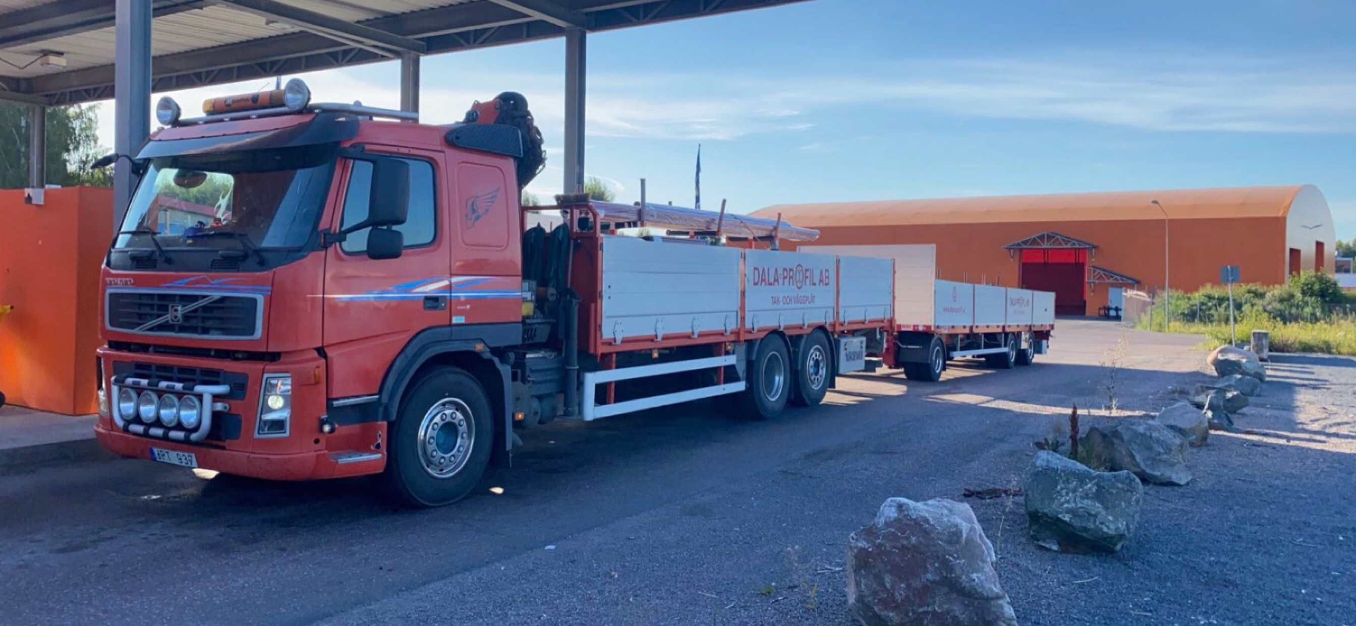 Kranbil åt Jon Johanssons Åkeri i Borlänge. BILD: Emil Ericsson Emil Ericsson