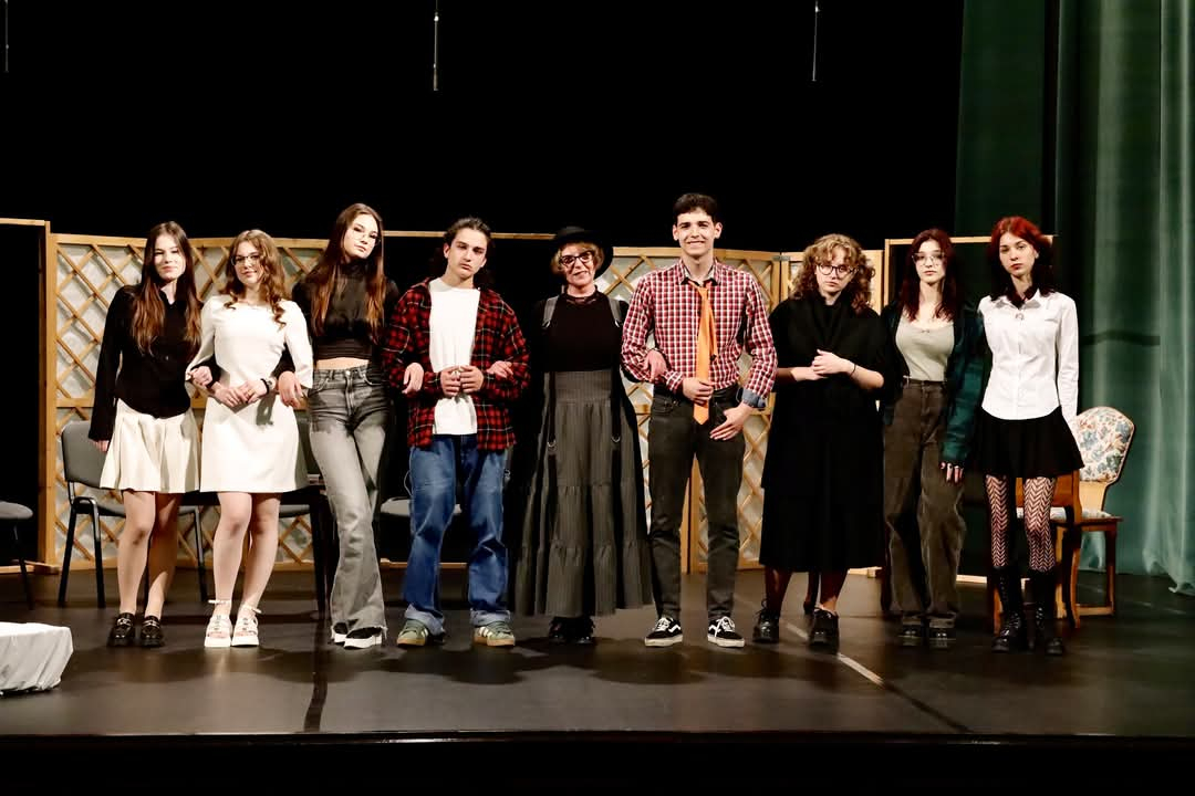 The Helios theatre team Antonia Orban-Sima's facebook page