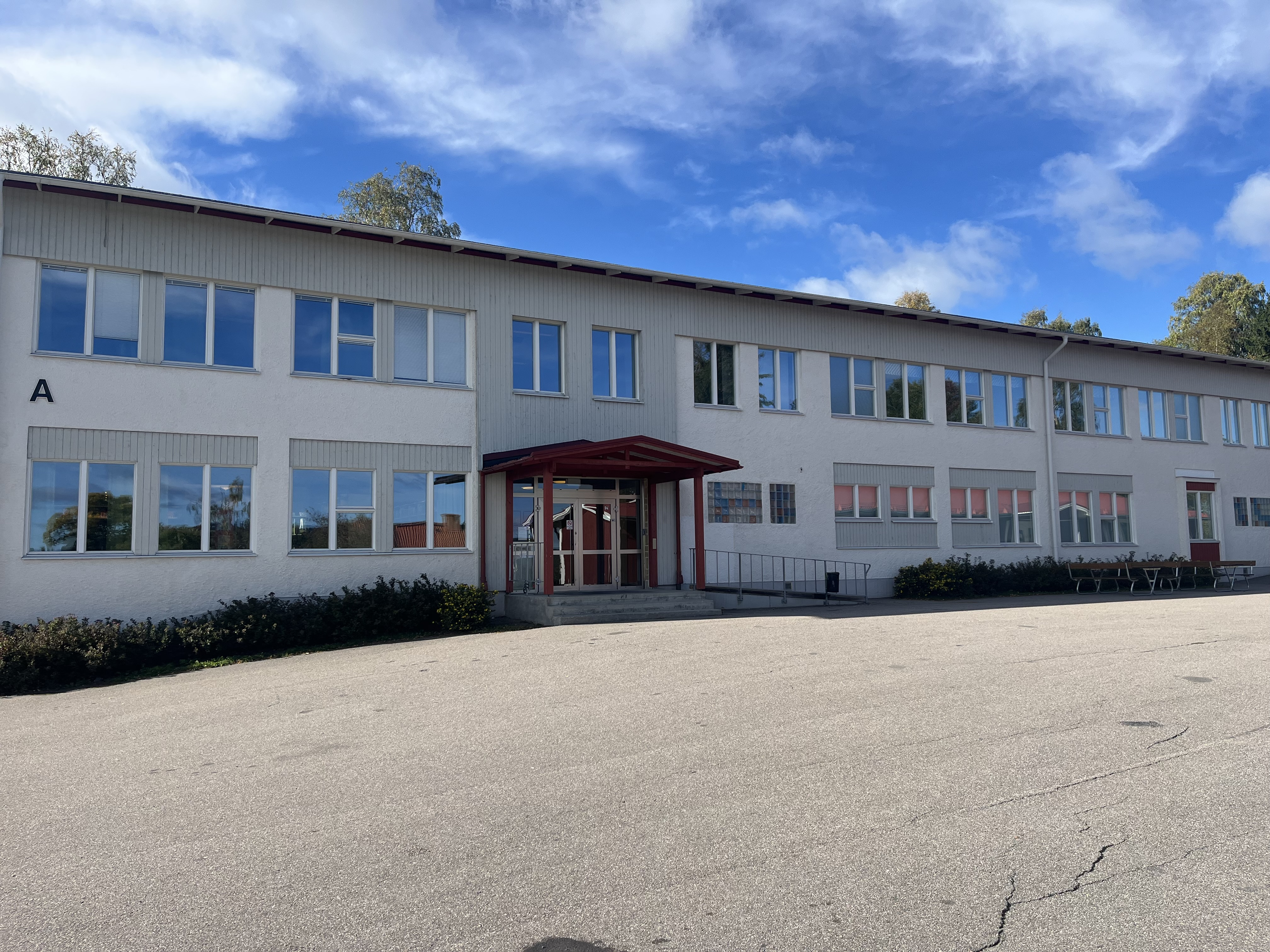 Drogförsäljare söker sig ofta till ungdomar som går i skolan. Arvid söderberg