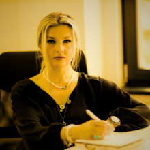 https://www.bistriteanul.ro/author/claudia/.