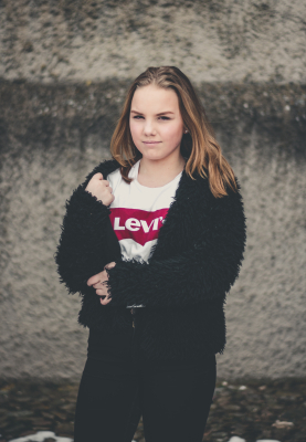 Modell: Thea Olsson